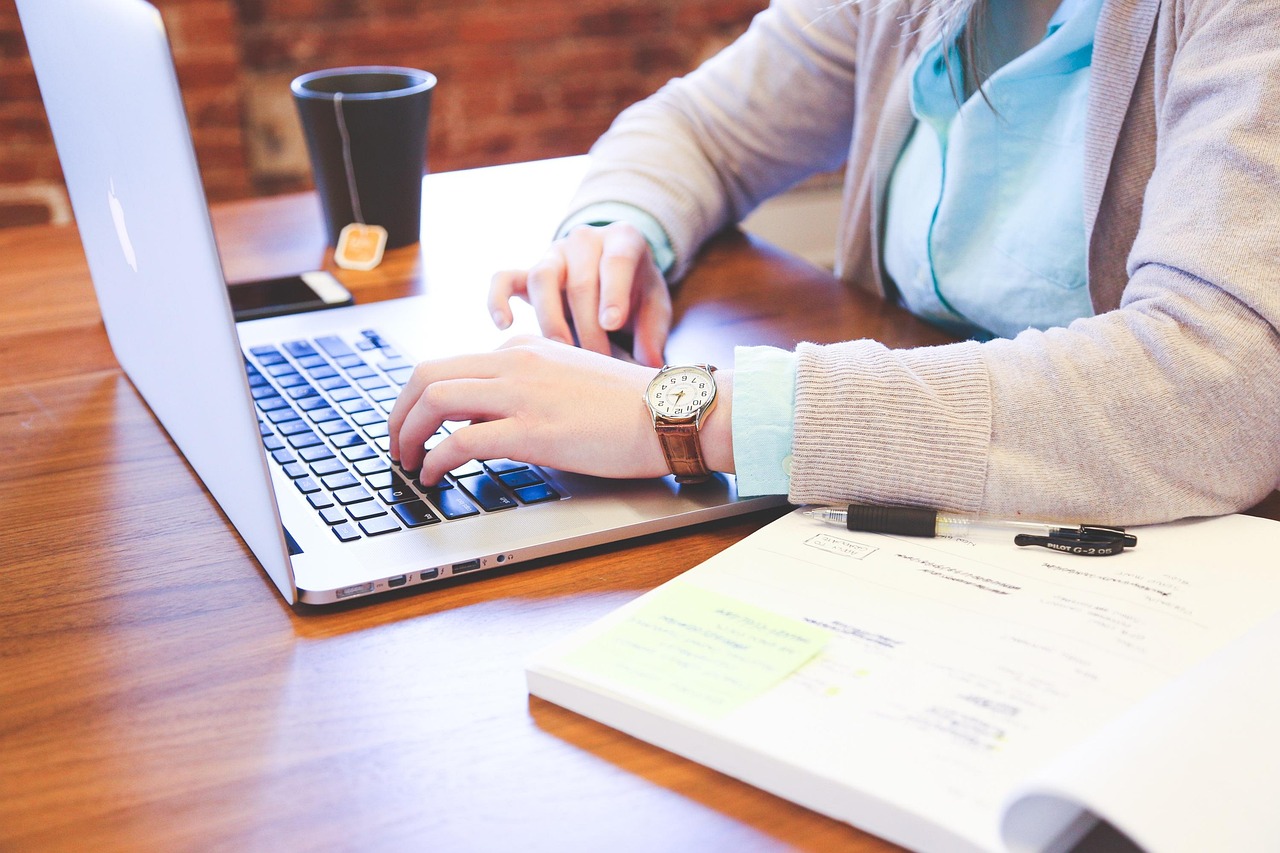AcceptWork - News Optimizing Your CV for Remote Job Success: A Comprehensive Guide